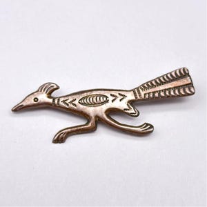 Vintage Navajo Native Roadrunner Bird Hand Stampwork Sandcast Silver Brooch Pin