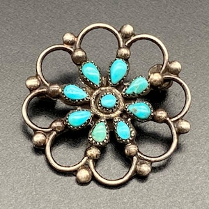 Zierliche Vintage Zuni Native Turquoise Türkis-Brosche aus 925er Silber