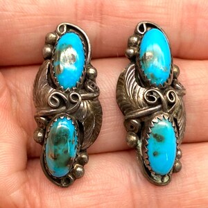 Mind Boggling Vintage Navajo 'Domed Bisbee Turquoise' Native American Jewelry Silver Bracelet Old Mind Boggling Vintage Navajo 'Domed Bisbee Turquoise' Native American Jewelry Silver Bracelet Old