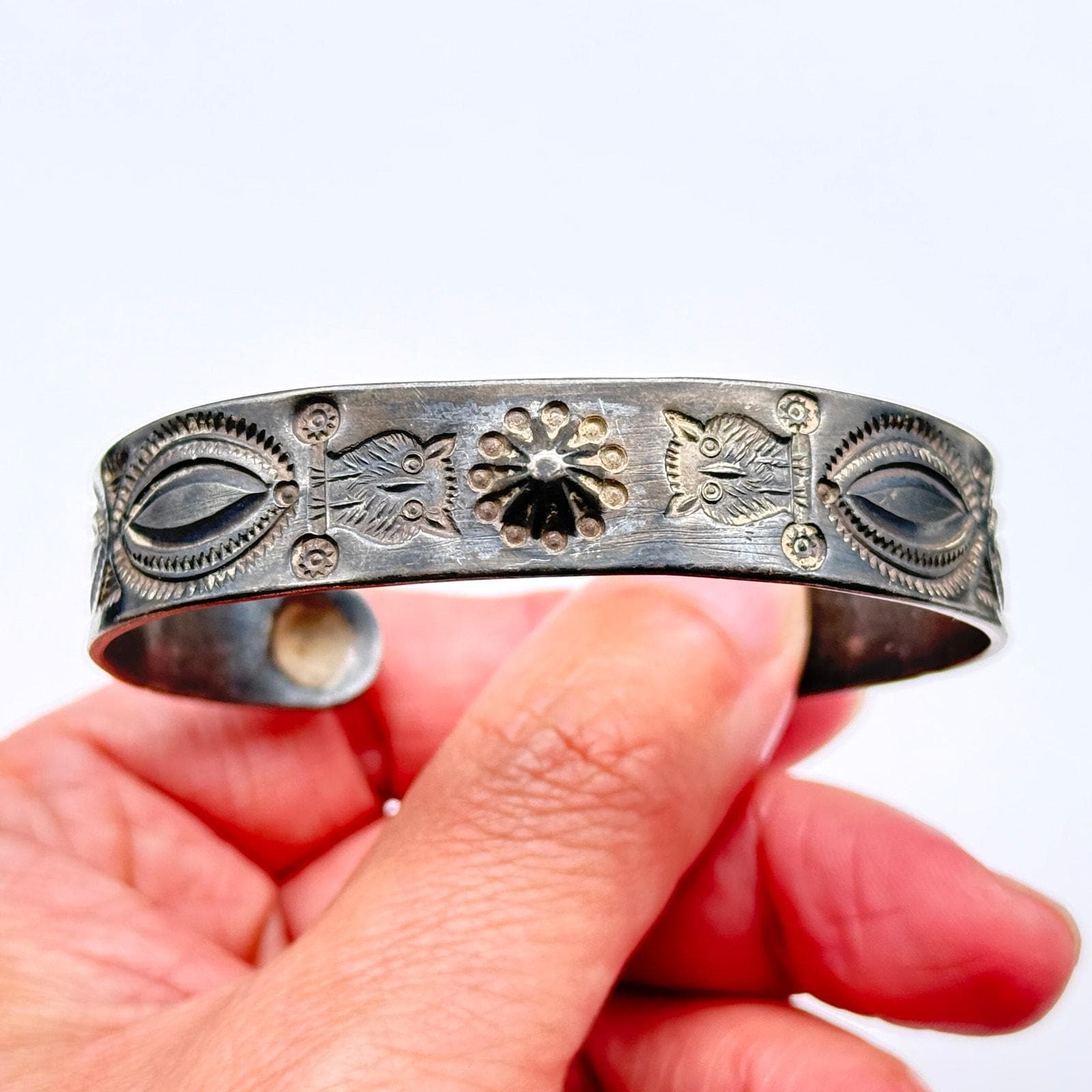 Vintage Navajo Native Thunderbird Owl Stampwork Arrow Silver Bracelet Cuff 7"