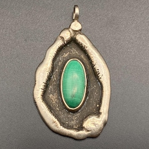 Vintage Southwestern Malachite Sterling Silver Pendant