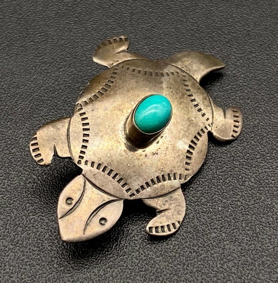 Vintage Navajo Turtle Turquoise Hand Stamped Ster… - image 1