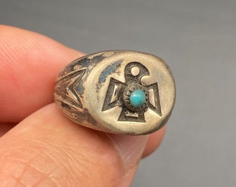 Vintage Southwestern Turquoise Thunderbird Sterling Silver Ring Size 5