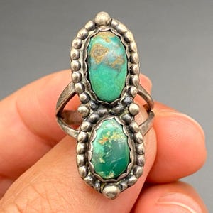 Vintage Southwestern Turquoise Silver Ring Size 5.5