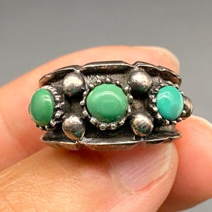 Vintage Turquoise Sterling Silver Ring Size 6