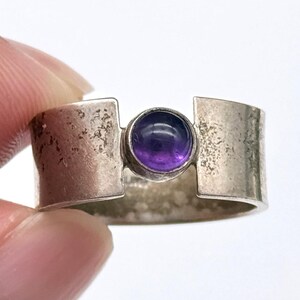 Vintage Minimalist Amethyst Sterling Silver Ring Size 6.75
