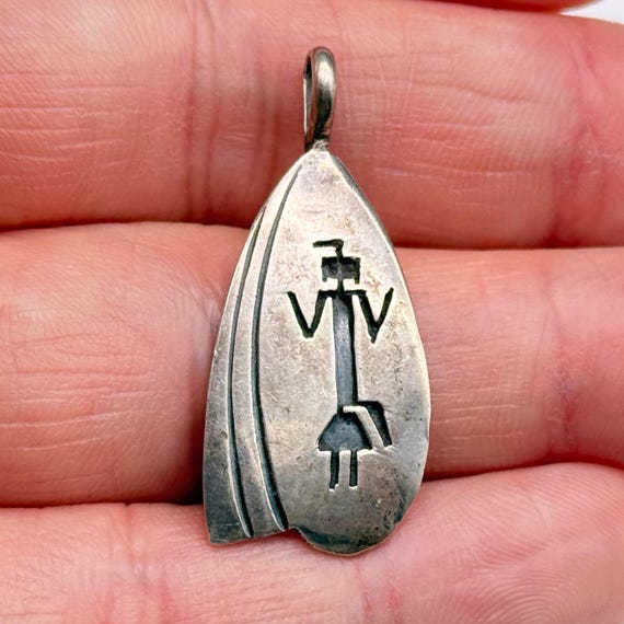 Sha Willie Vintage Native American Navajo Cross Sterling Silver Necklace! Sha Willie Vintage Native American Navajo Cross Sterling Silver Necklace!