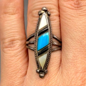 Vintage Zuni Native Turquoise MOP Silver Ring Size 8.5