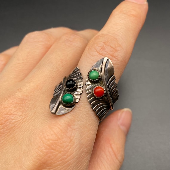 Vintage Navajo Sterling Silver Feather Turquoise … - image 1