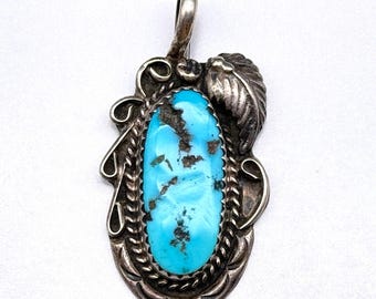 ナバホ ターコイズ ペンダント .925 シルバー ハンドメイド 署名入り