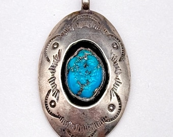Vintage Native American Navajo Stamped Design Sterling Pendant