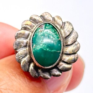 Vintage Southwestern Turquoise Sterling Silver Ring Size 5.5