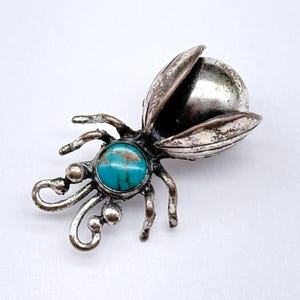 Vintage Navajo Native Bug Turquoise Sterling Silver Pin Brooch