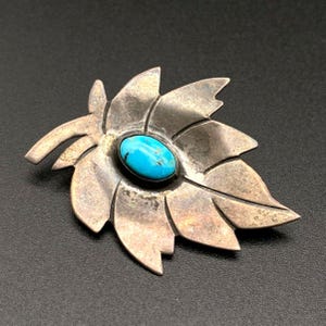 Vintage Navajo Native Leaf Turquoise Silver Pin Brooch
