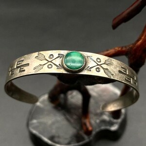 Vintage Southwestern Turquoise Arrow Silver Cuff Bracelet 6-1/2&quot;