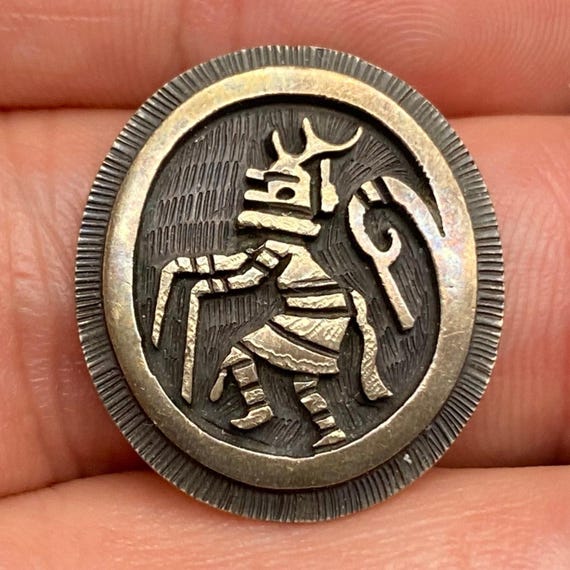 アクセサリー BENNETT KAGENVEMA Hopi Bear Kachina BENNETT KAGENVEMA Hopi Bear Kachina