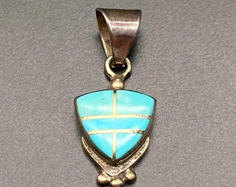 ヴィンテージ ズニ族 ズニトゥーン ターコイズ コーラル インレイ