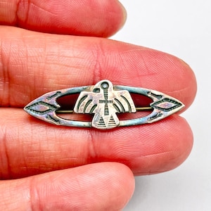 Petite Vintage Navajo Native Thunderbird Stampwork Arrow Silver Brooch Pin