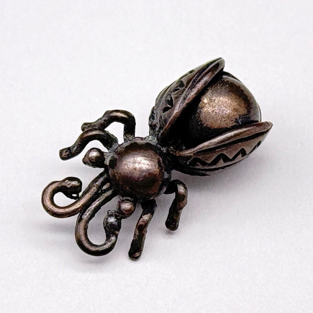 プチヴィンテージ ナバホ族 ネイティブ バグ シルバー ピンブローチ