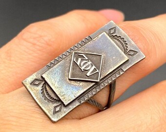 Srebrny pierścień bractwa studenckiego w stylu vintage Southwestern Lambda Beta Epsilon, rozmiar 6