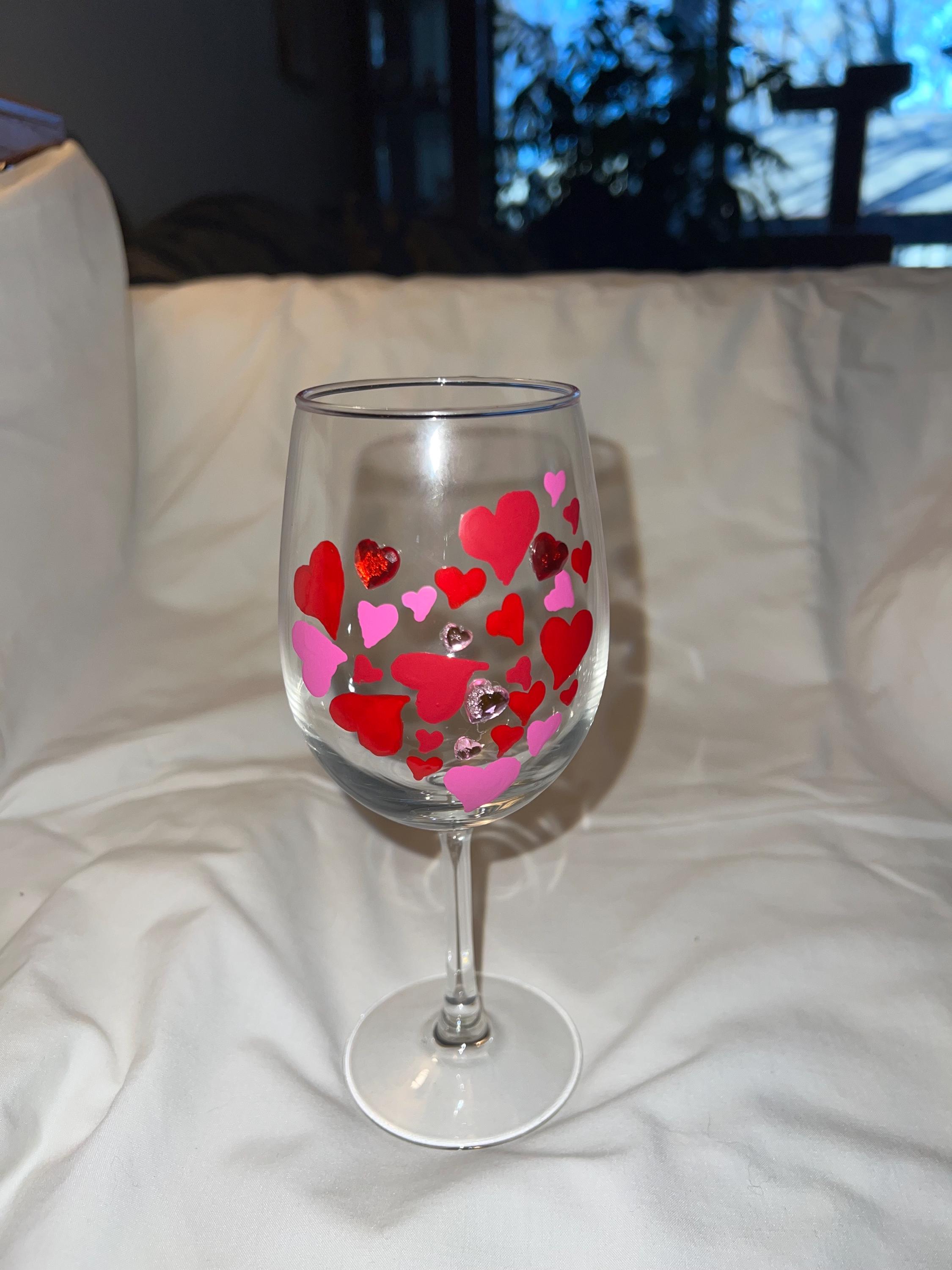 Hearts of Love, Valentines Day, Gem Hearts Wine Glass, Hand Painted, 12 Oz  Glass - Etsy
