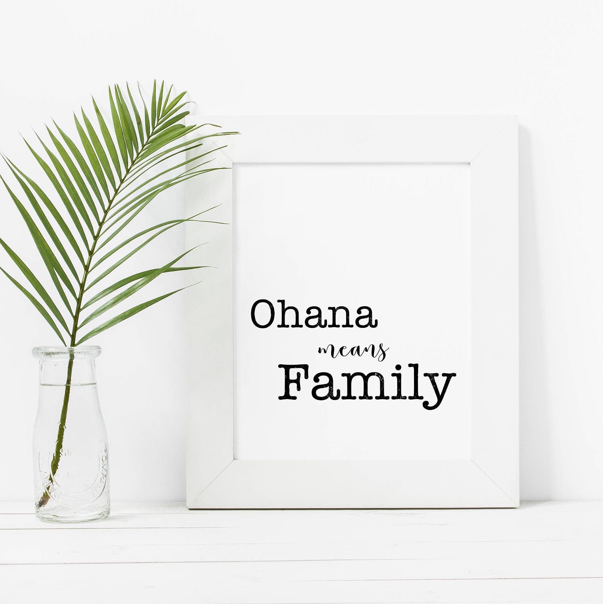 Переводчик на гавайский. Охана на гавайском. Ohana means Family гравировка. Охана на гавайском надпись. Ohana символ.