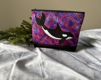 Purple Dot Medium Orca Zipper Bag - Canvas base