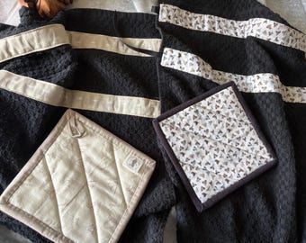 Shark Tooth Pot Holder, Mug Rugs, & Kitchen Towel Gift Set