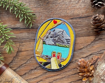 Love Camping – Berg Lake – Iron On and/or Sew On – Colourful Embroidered Patch