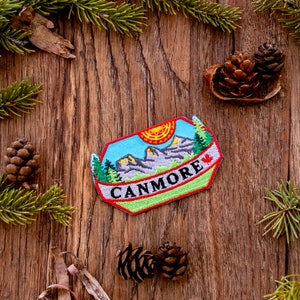Canmore Patch – Travel –  Iron-On and/or Sew-On – Colourful Embroidered Patch