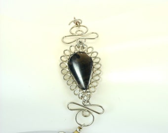 Dainty Hand Crafted Peruvian bracelet with semi precious stones