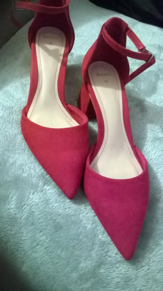 bershka red heels