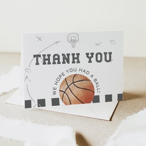 Carte de remerciement pliée imprimable, thème de l'année recrue de basket-ball, modèle modifiable toile, vintage sport anniversaire Merci a132