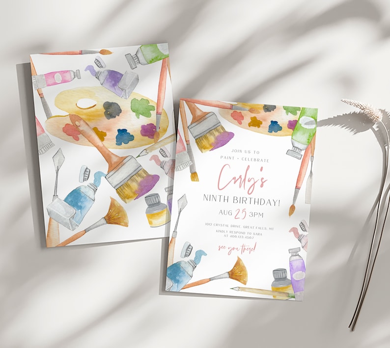 Puede incluir: Invitaci&oacute;n a una fiesta de pintura y celebraci&oacute;n por el noveno cumplea&ntilde;os de Culy el 25 de agosto a las 3 PM. La invitaci&oacute;n presenta una ilustraci&oacute;n de acuarela de pinceles, tubos de pintura y una paleta de pintura.