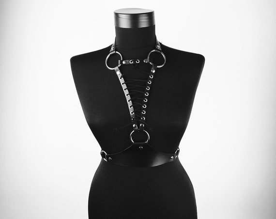 Quality O-Ring harness, Leather women harness, Leather choker gift, Leather necklace O ring, Women gift choker, Fashion harness collar leat