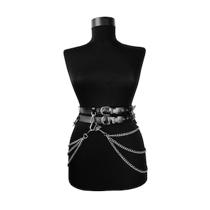 Ceinture double en cuir noir faite main avec chaînes : accessoire de mode avant-gardiste