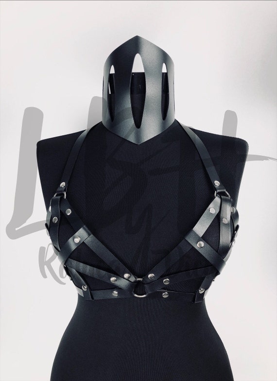 Fashion-Forward Leather Bra Accessory