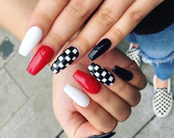 Checkered nails | Etsy