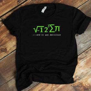 I Ate Some Pie T-Shirt Math Pun - It Was Delicious Square Sum Pi Funny Math Joke