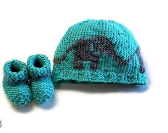 Elephant Hat and Booties Set, Knit Crochet Beanies, Newborn Crib Hat and Shoes, Baby Shower Gift Ideas, Gray Elephant Chain, Gender Reveal