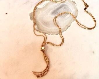 Gold snake chain lariat