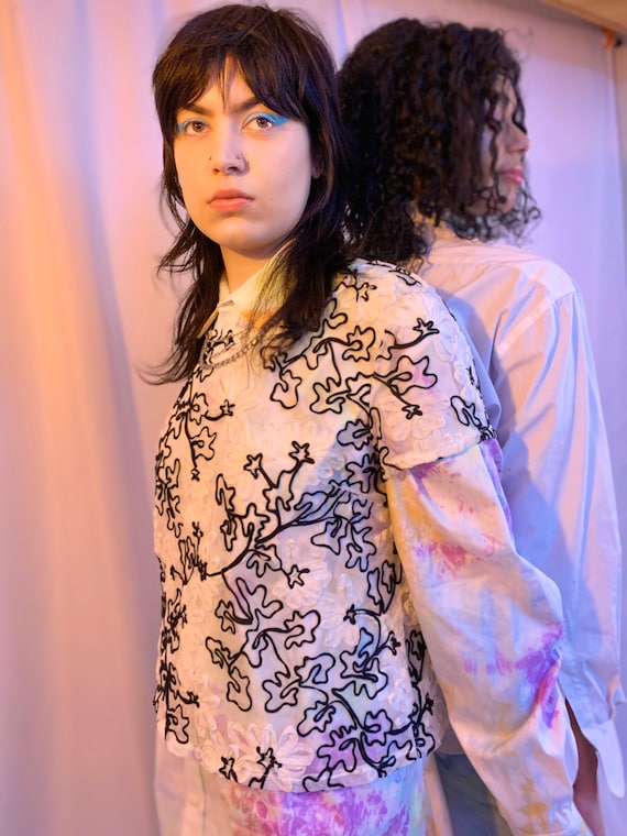 Sheer mesh 90’s squiggle ribbon top