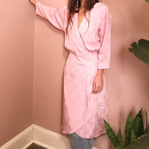 Surplice pale pink satin jacquard dress S