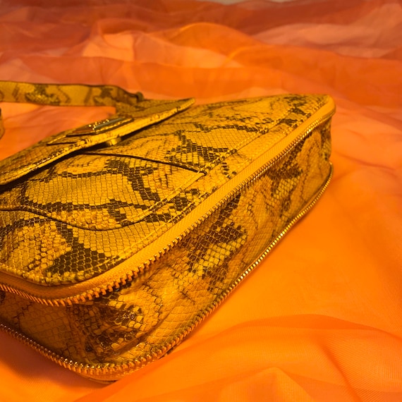 Vinyl snakeskin zipper bag