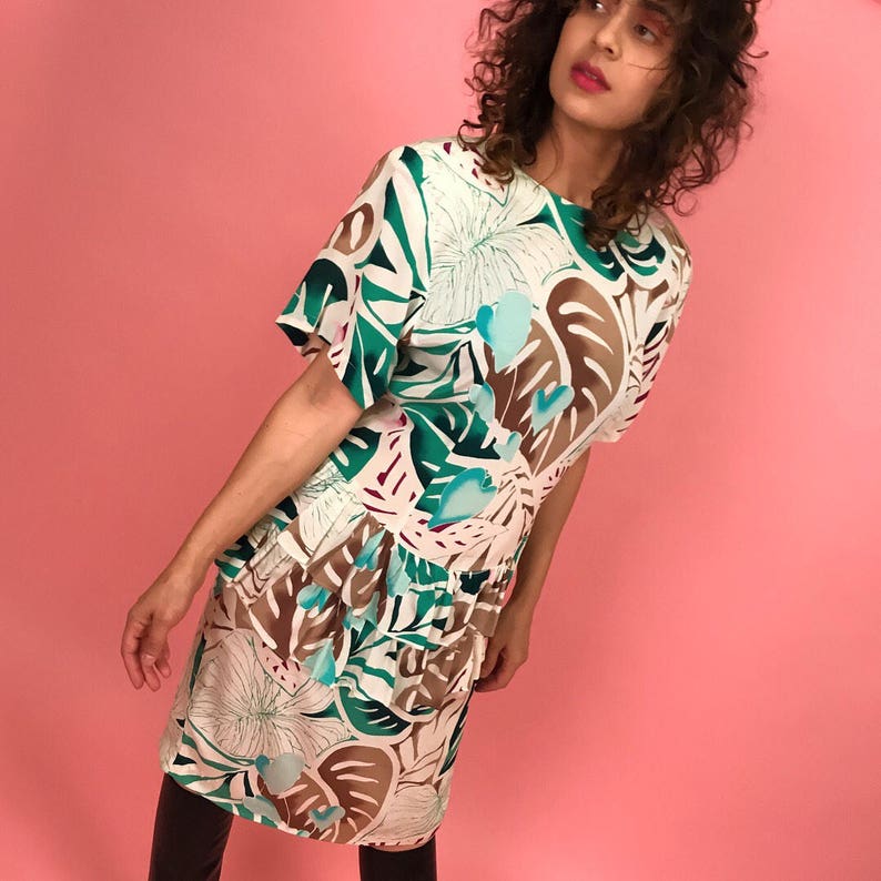 Tropical ruffle yoke dress M image 2