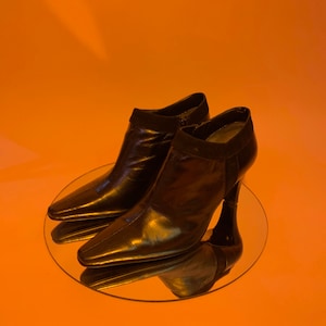 Pointy toe leather + suede ankle boots