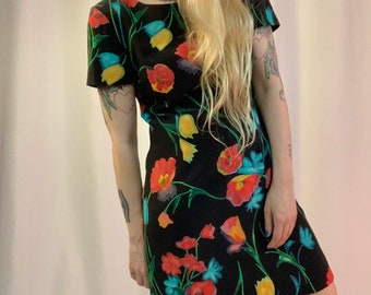 90’s floral mini dress