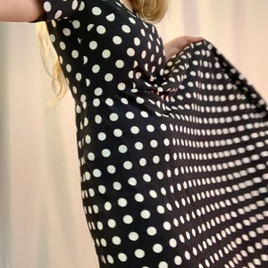 Sweetheart polka dot dress image 3