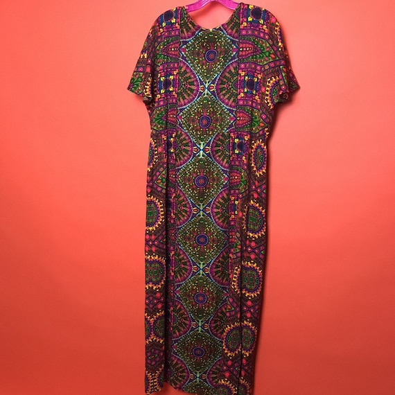 70s kaleidoscope flutter sleeve maxi dress M