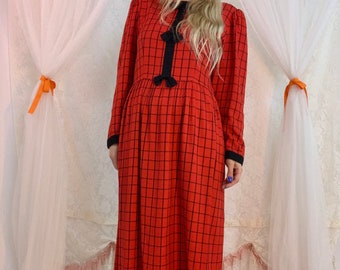 Cottage core dress, puff sleeve bow maxi dress, window pane plaid 80’s maxi dress s-m